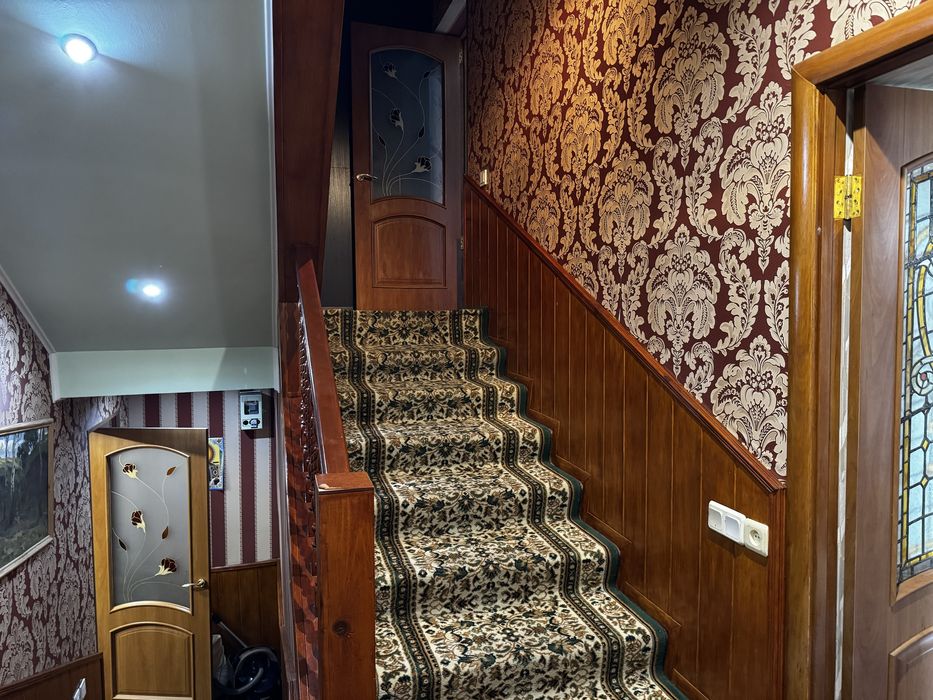 Продается 2 комнатная квартира 8/12 , р-н Малого рынка