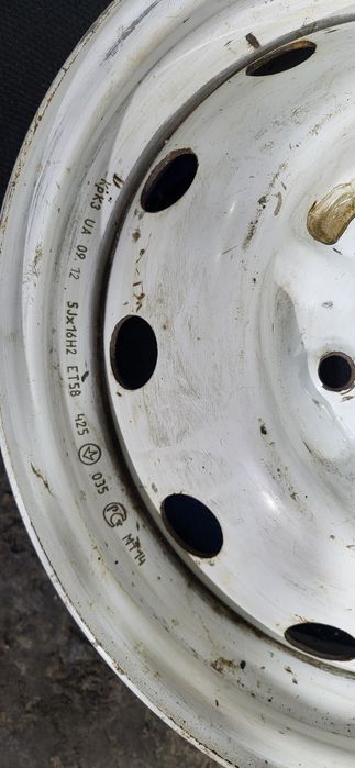 Диск ваз ніва р16