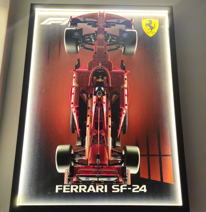 Moldura 50x70 cm para LEGO Ferrari SF-24 com iluminação Led
