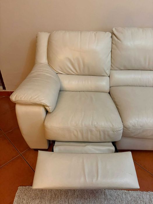 Sofas reclináveis em pele