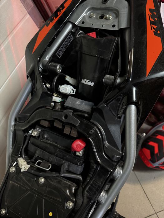 Ktm duke 125. Polski salon