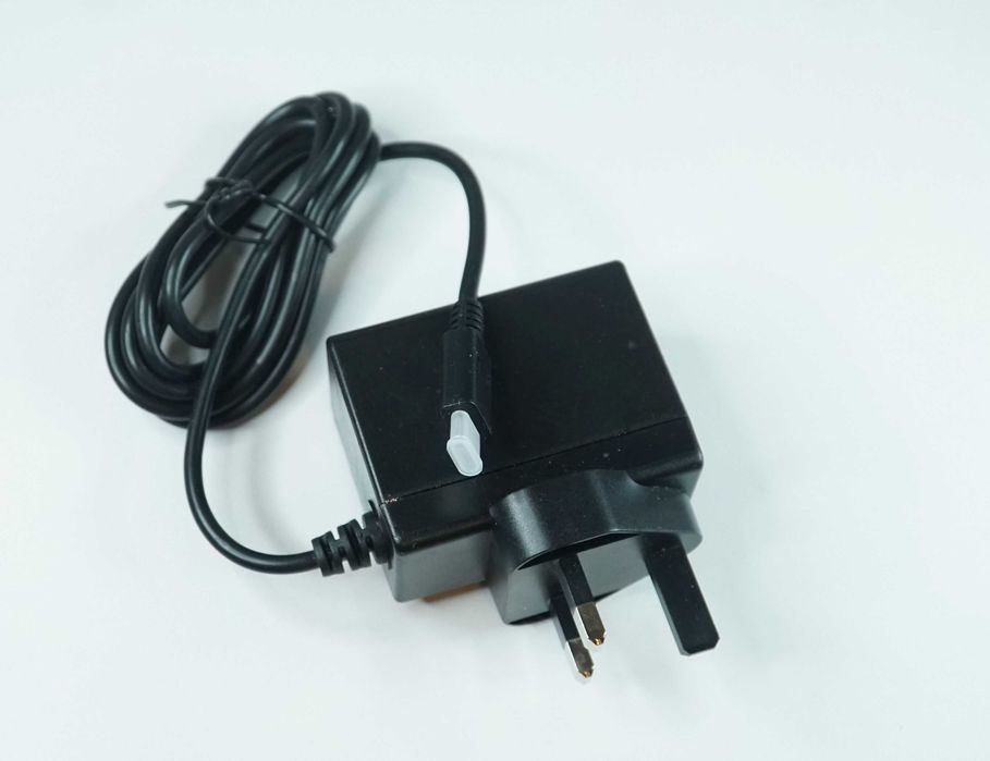Zasilacz USB-C do konsoli Nintendo Switch / telefonu HYC-KM1503 - wtyczka UK
