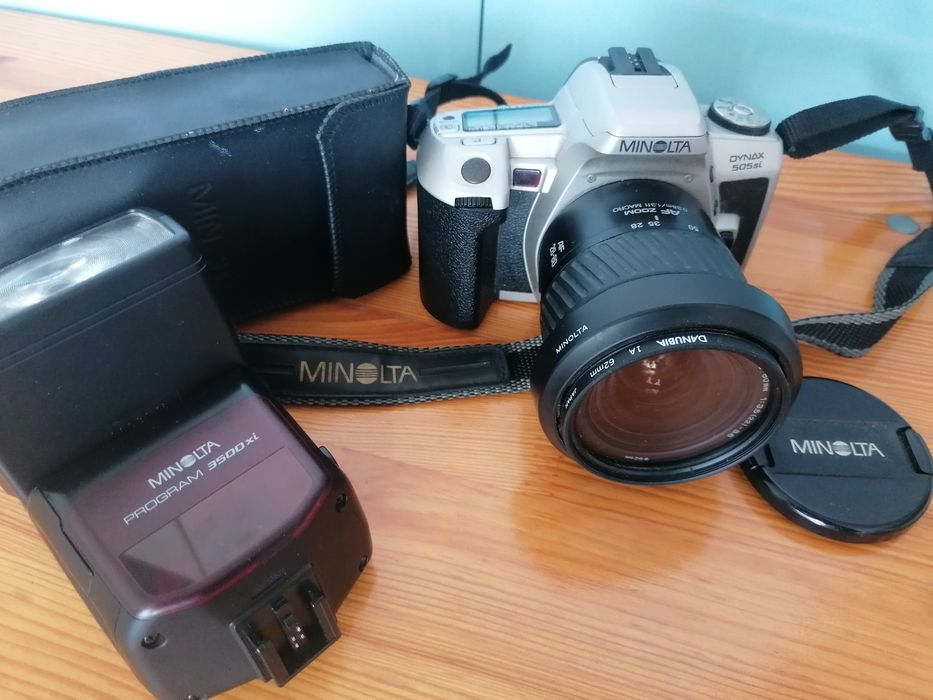 Câmera fotográfica Minolta / Nikon / Canon D. + lentes e flashs