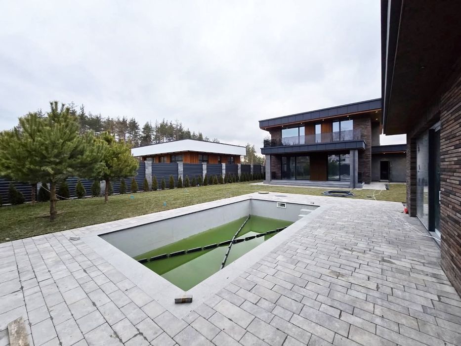 Будинок 280 м2 басейн сауна гараж  2 авто с. Ходосівка поруч Лісники