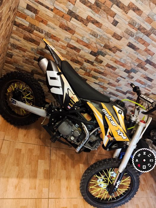 Malcor 160cc YX pit bike