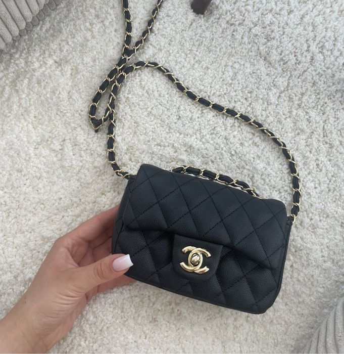 Mala torebka na ramie