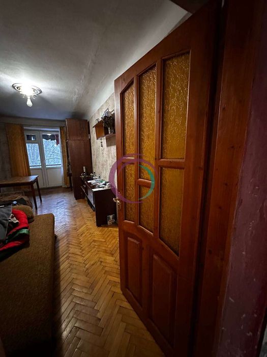 Продається 3-к. кв. з видом на парк Шевченка у самому серці міста!