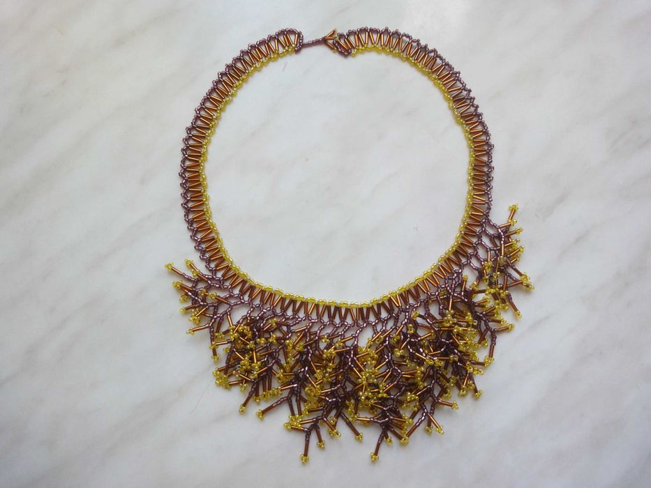 Самоцветы, другие камни и изделия.