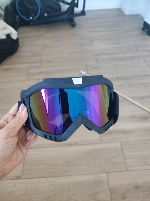 Google narciarskie odpinane