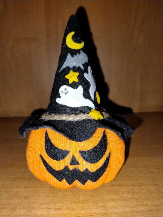 Гарбуз у капелюсіі. Декор Halloween