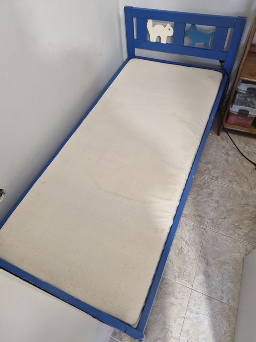 Cama criança + colchão Ikea