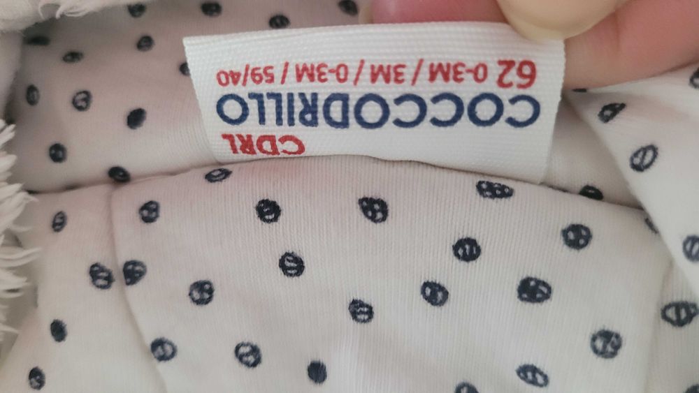 kombinezon niemowlęcy