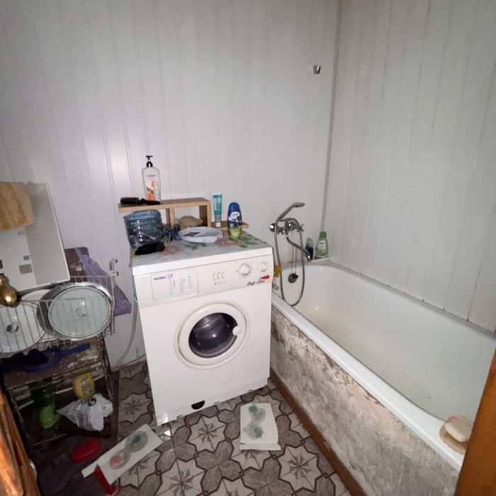 Продається домогосподарство 200м2  біля Франківська, с. Марківці