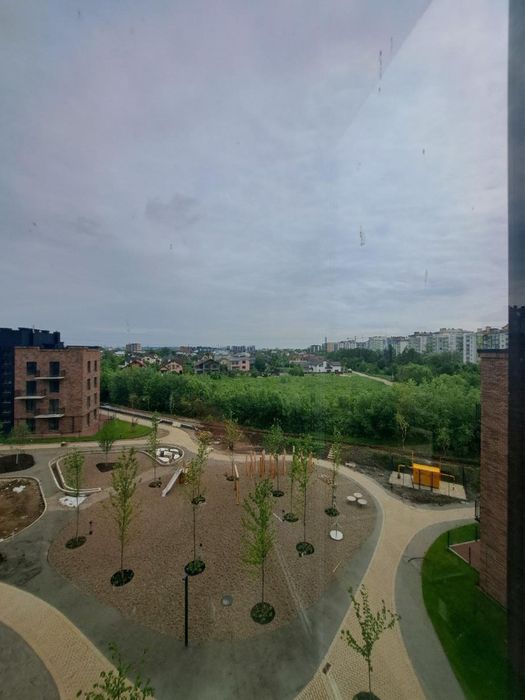 Здана 2-х кімнатна квартира в ЖК Долішній з терасою