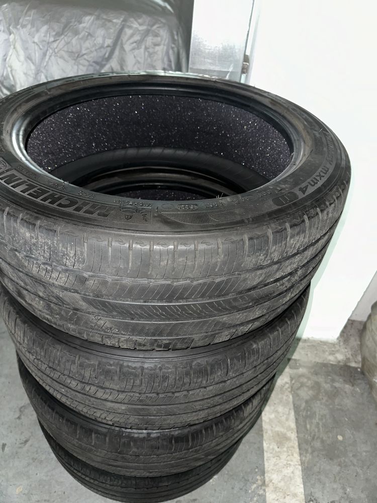 Всесезонная резина michelin 235/45 r18 возможна продажа поштучно: 1 200 ...