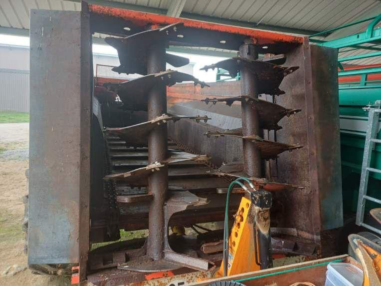 Rozrzutnik obornika LEBOULCH HVS 212