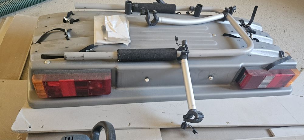 Bagaznik rowerowy na 3 rowery