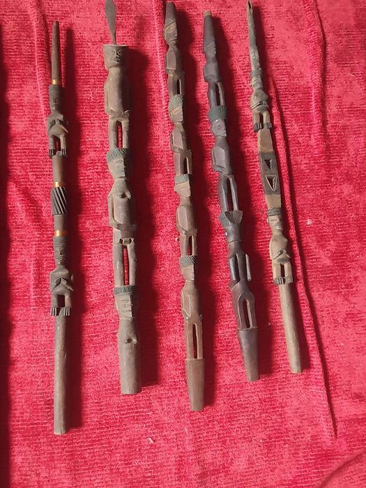 Lote lanças tribais e artesanato