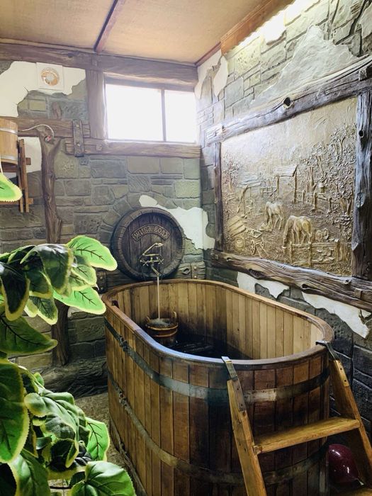 Українська банька на дровах