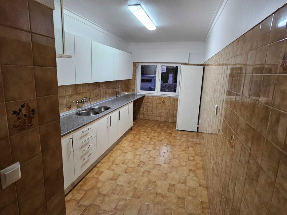 Apartamento Queluz T1+1 - Pronto a habitar