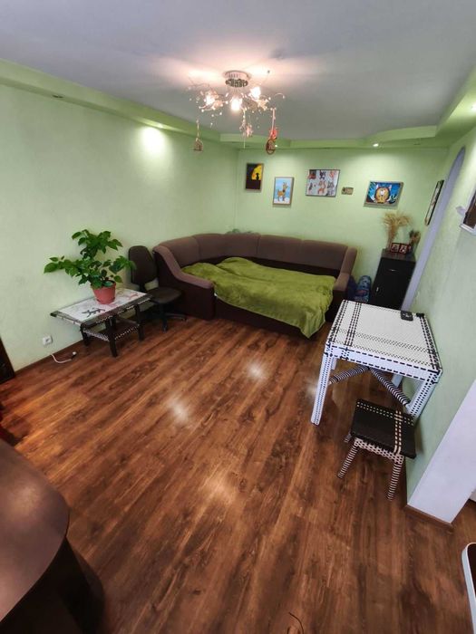 Продам 1-кімн квартиру 30,2кв.м,з ремонтом,технікою,меблями