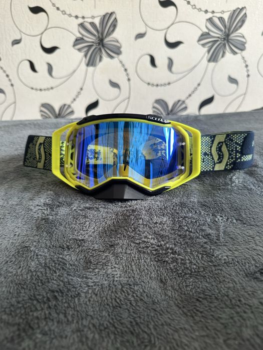 Scorpion VX-16 EVO AIR Solid White-White  Шолом шлем (срочно)