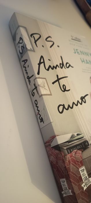 Livro "P.S. Ainda te amo" de Jenny Han
