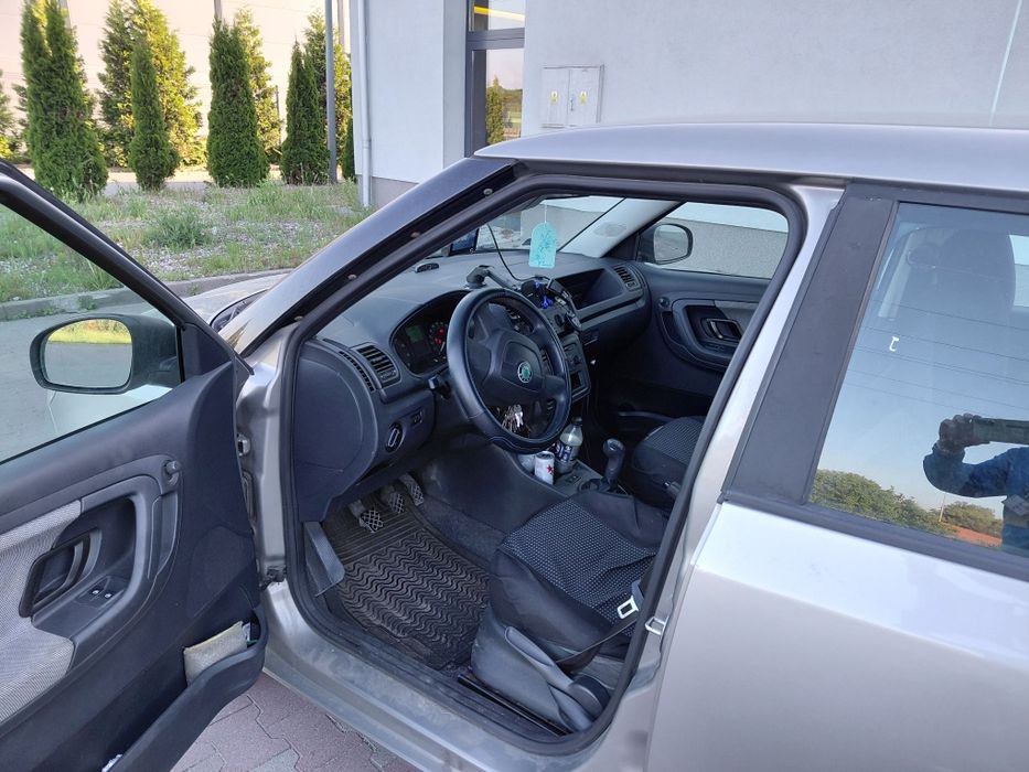 Skoda fabia 2 2011 LPG