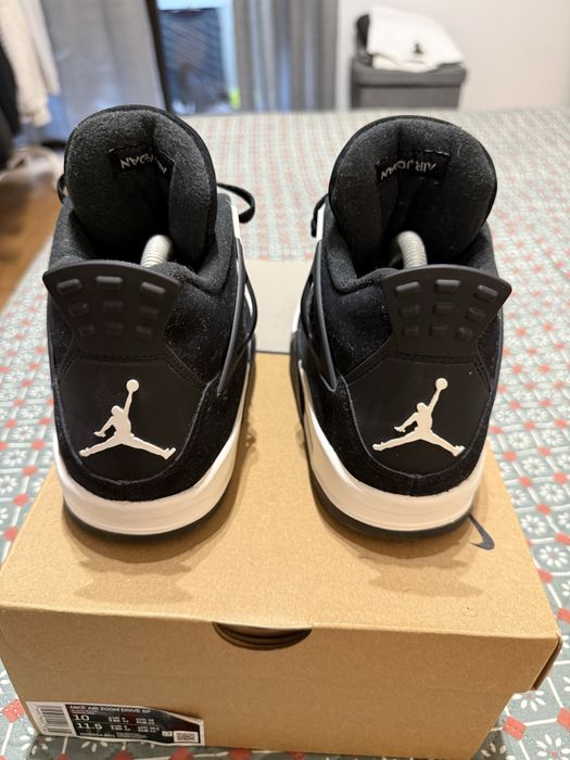 Jordan retro 4 Black/White