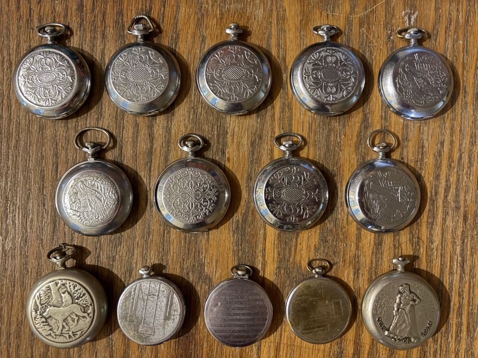 Чоловічі кішенькові годинники(карманние часи)*Молнія*період ссср.Живі.