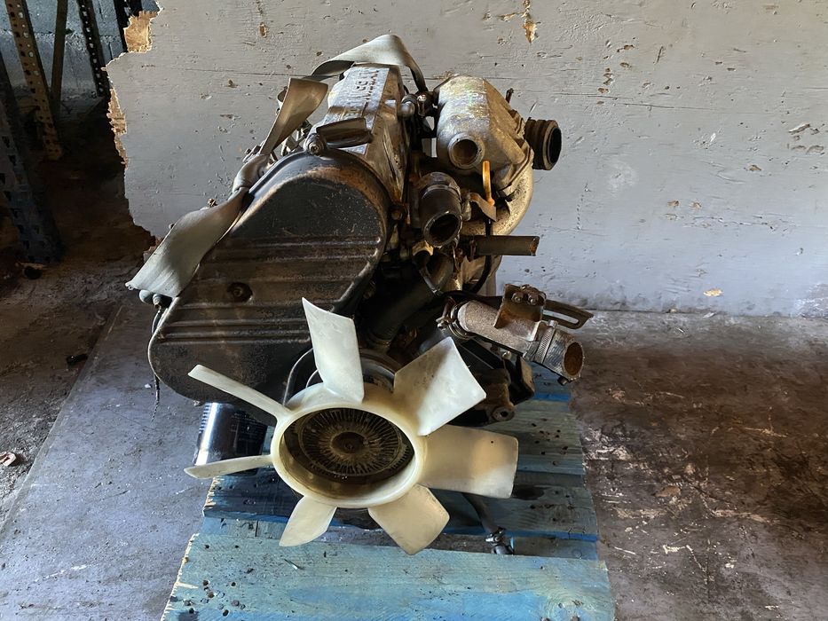 Motor nissan vanette ld20-2 com garantia