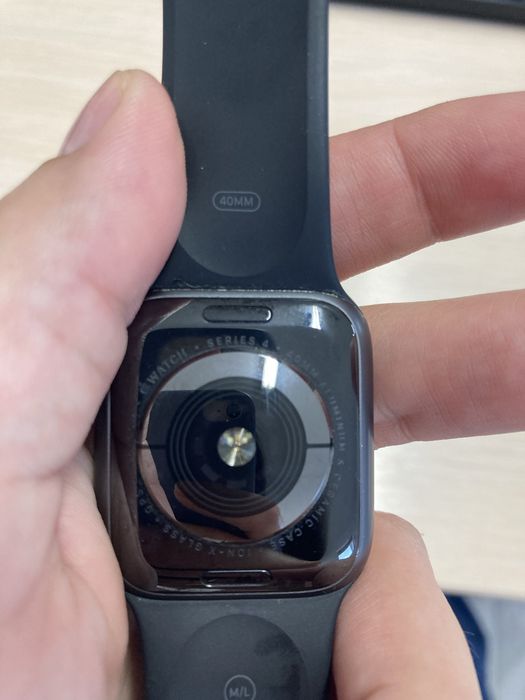 Терміново Apple watch 4  40 мм