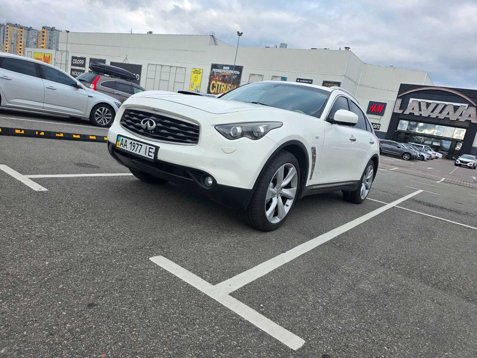 Infiniti fx50s 2009