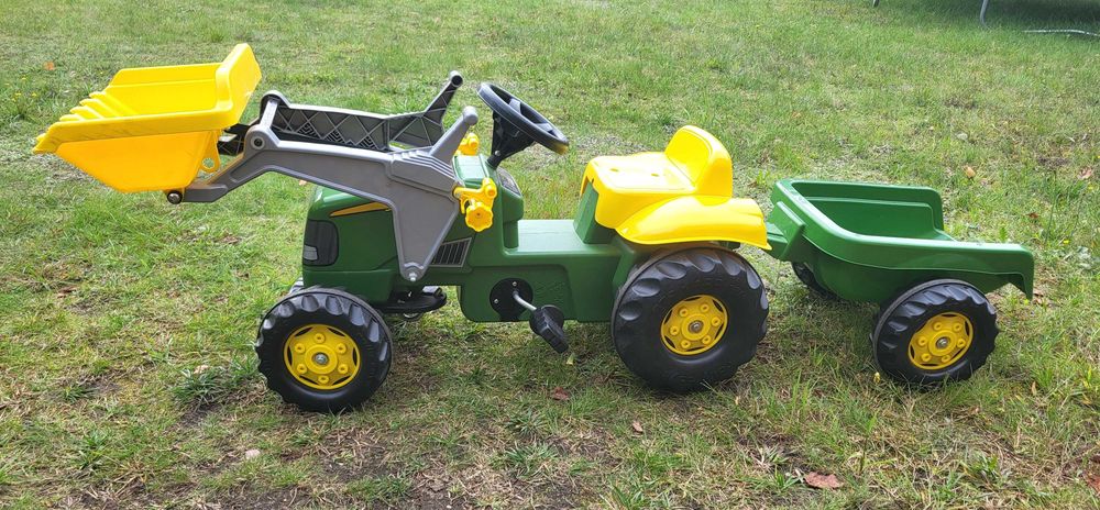 Traktor na pedały dla dzieci rolly toys