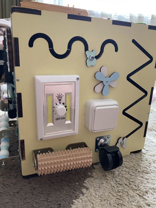 Бізікуб 30*30*30