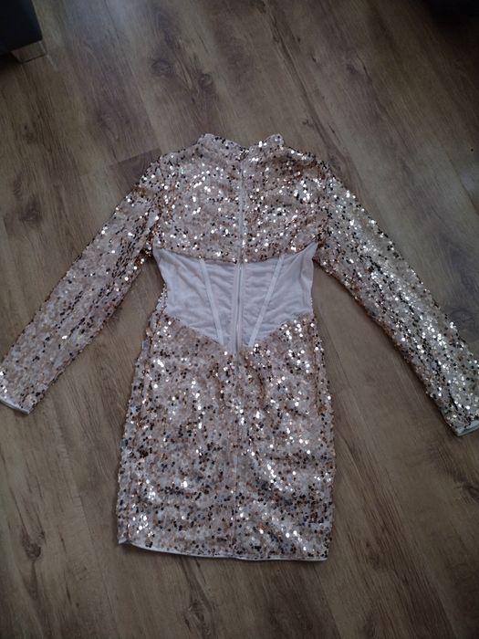 Sukienka damska M 38 cekiny