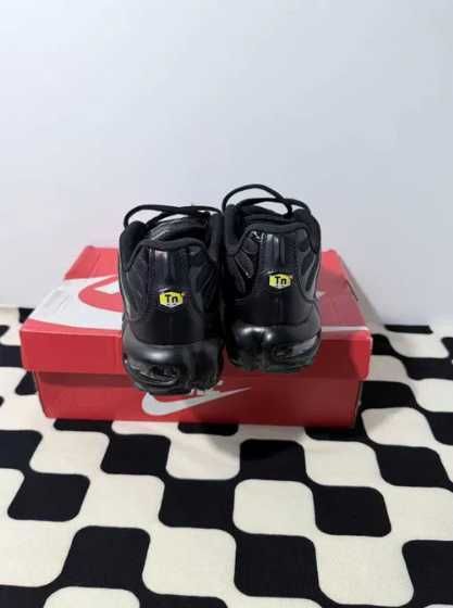 Summer_Air_Max_TN_Plus_Black R.37