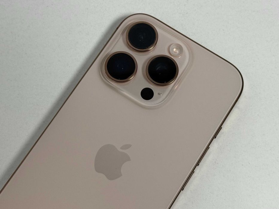 Apple iPhone 16 Pro 128GB Złoty 92% Kondycji Baterii GWARANCJA