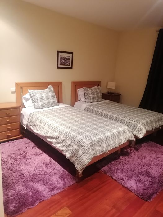 MORADIA COM LAREIRA E aquecimento central