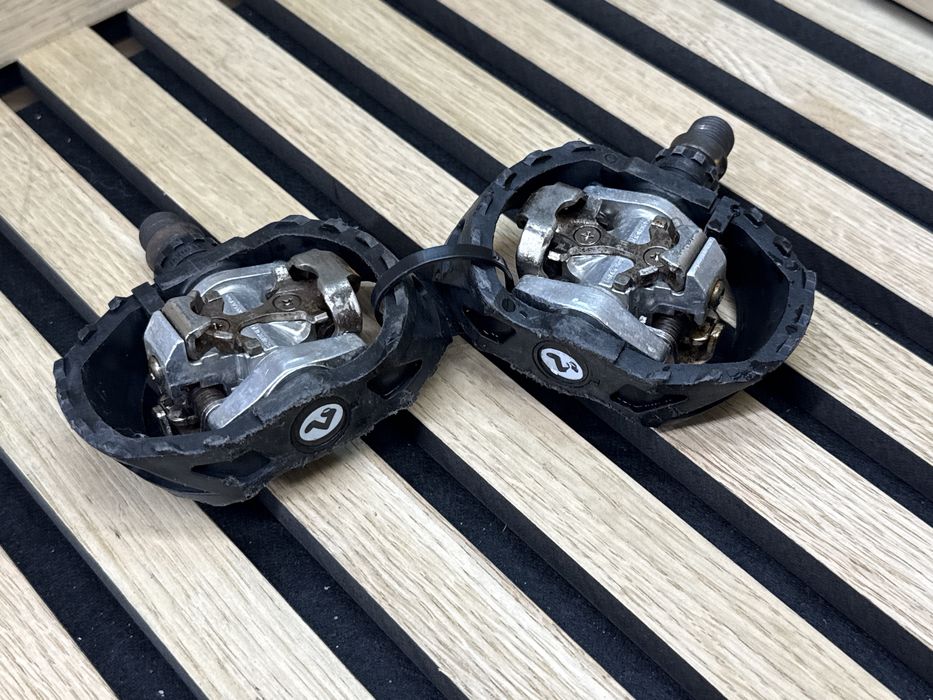 Pedały Shimano M424
