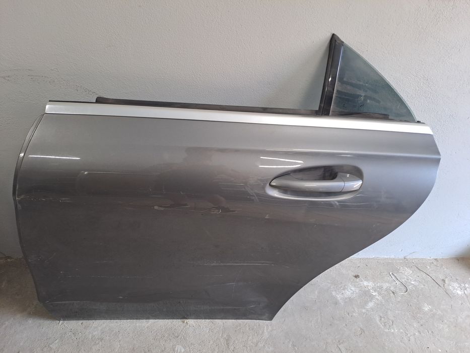 Дверь на Мерседес gla 250