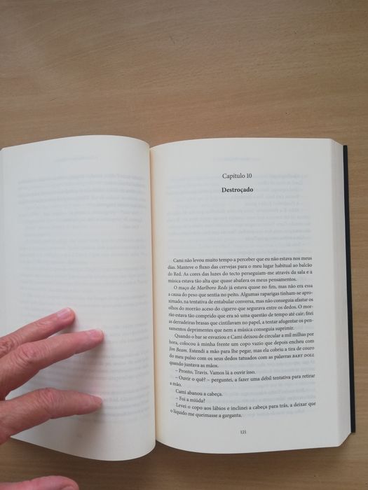 Livro " A Caminhar para o Desastre" de Jamie McGuire