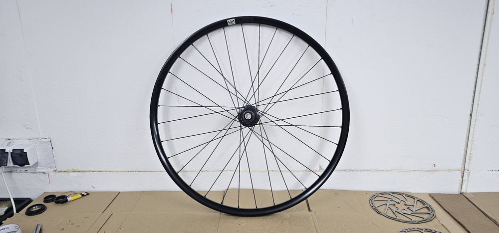 OKAZJA! Koło 29" Newmen 25 Performance.  XT  piasta.