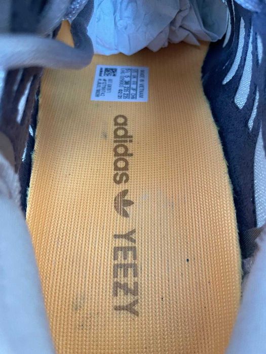 Tenis adidas yeezy mulher