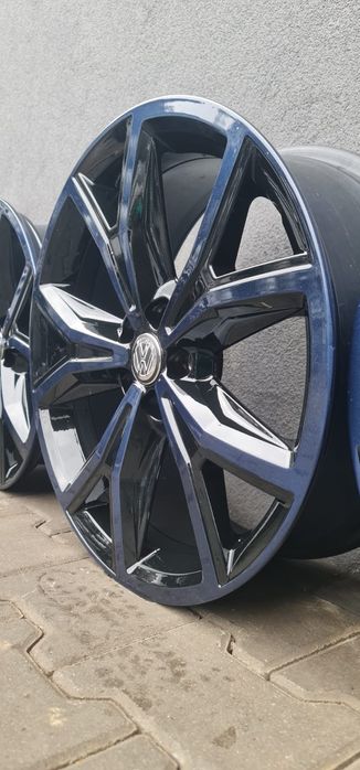 18 5x112 Vw T-cross..