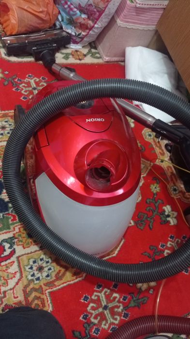 Пилосос миючий, моющий