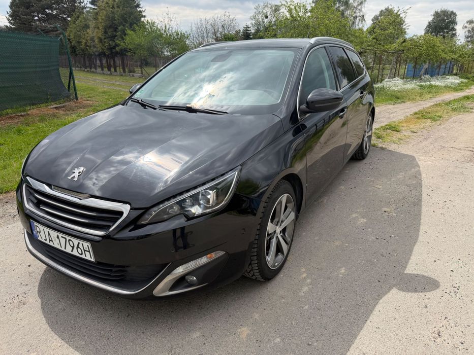 Peugeot 308 1.2i