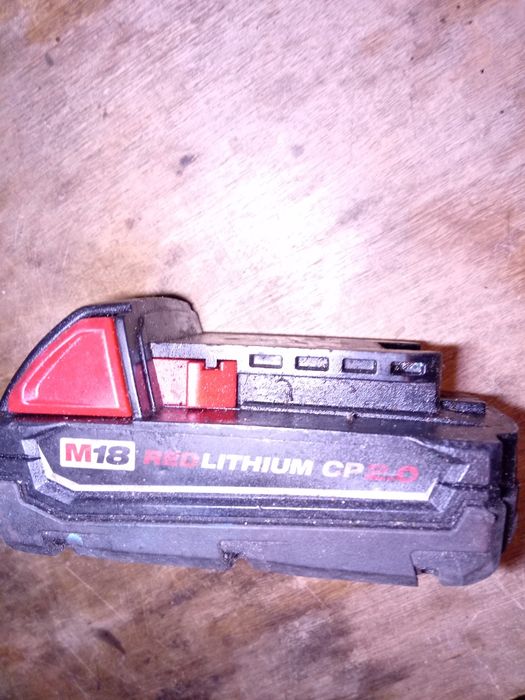 Акумулятор для інструменту