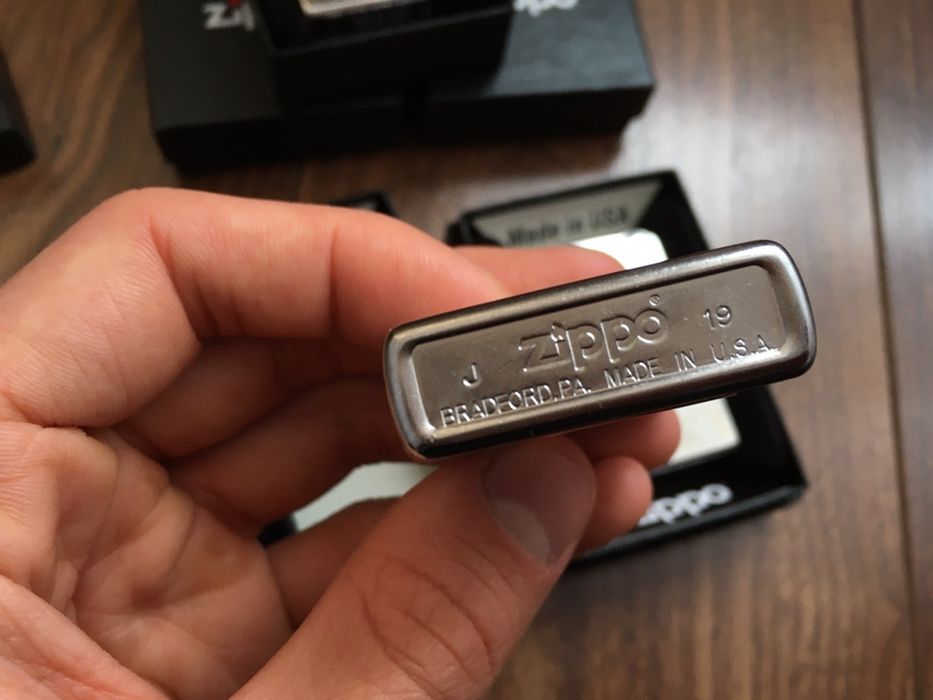 Новые оригинальные зажигалки Zippo Regular Street Chrome, покрытие 207