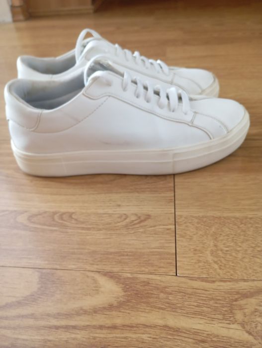 Buty męskie białe
